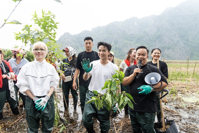 FORESTIVAL 2026: Nghệ sĩ v&agrave; kh&aacute;n giả c&ugrave;ng gieo mầm xanh tại đầm V&acirc;n Long  - Ảnh 15.