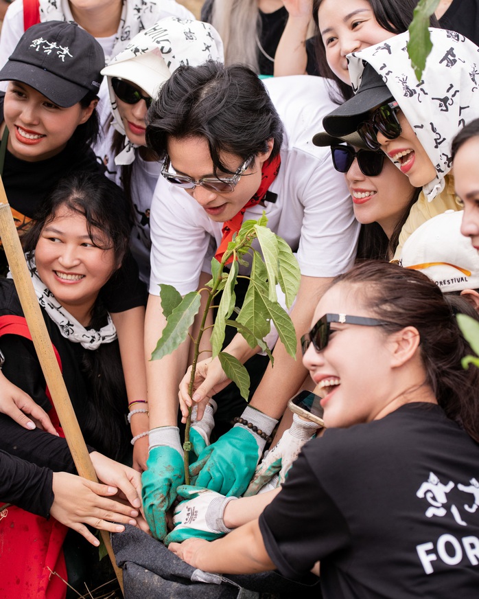 FORESTIVAL 2026: Nghệ sĩ v&agrave; kh&aacute;n giả c&ugrave;ng gieo mầm xanh tại đầm V&acirc;n Long  - Ảnh 1.