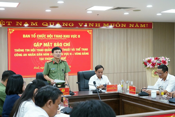 Người dân có thể chụp ảnh với kỵ binh tại hội thao quân sự, võ thuật 2026 ở Huế - Ảnh 1. Người dân có thể chụp ảnh với kỵ binh tại hội thao quân sự, võ thuật 2026 ở Huế - Ảnh 1.