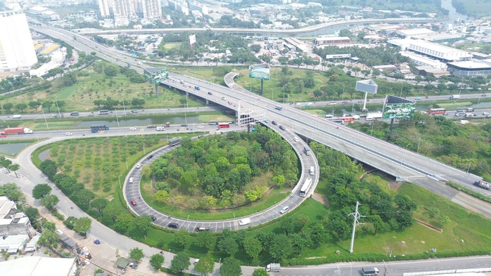 TPHCM chuẩn bị đầu tư 12 dự &aacute;n giao th&ocirc;ng nối T&acirc;y Ninh - Ảnh 1.