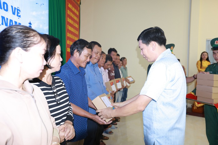 Lan tỏa ý thức bảo vệ chủ quyền biển đảo từ chương trình "Ăn sáng cùng ngư dân" - Ảnh 11.
