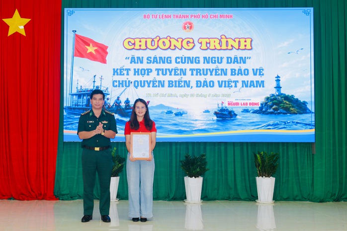 Lan tỏa ý thức bảo vệ chủ quyền biển đảo từ chương trình "Ăn sáng cùng ngư dân" - Ảnh 15.