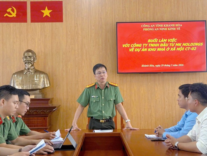Công an Khánh Hòa giám sát mua hồ sơ NOXH tại dự án CT-02 Khu đô thị An Bình Tân - Ảnh 3.