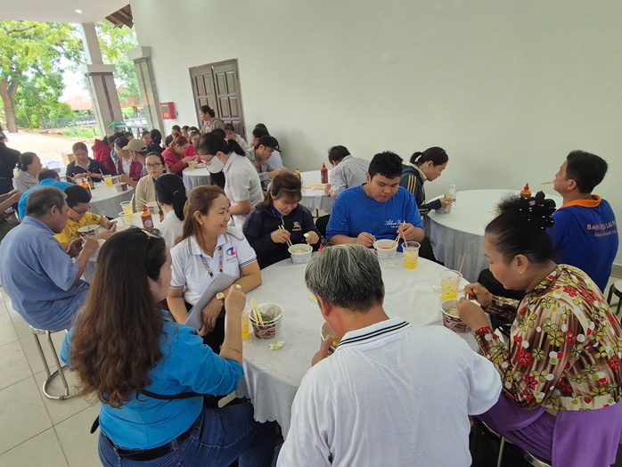 LĐLĐ TPHCM phát động chương trình chăm sóc sức khỏe cho 1 triệu đoàn viên, lao động - Ảnh 11.