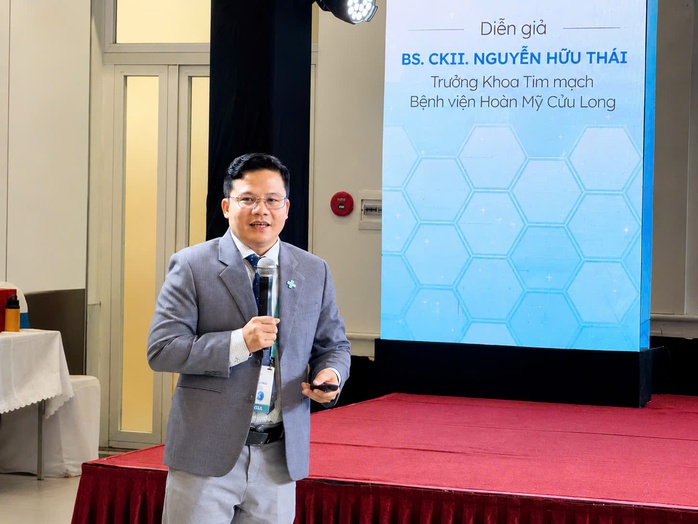 100 b&aacute;c sĩ, chuy&ecirc;n gia y tế tham dự hội thảo khoa học tại Cần Thơ - Ảnh 1.