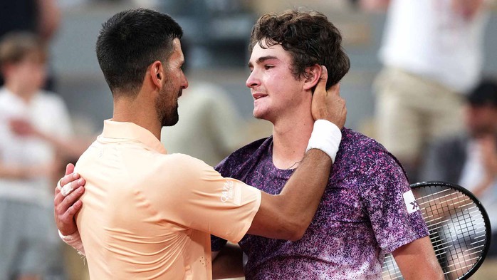 Thua Fonseca tuổi 19, Djokovic chưa hết thời! - Ảnh 1.