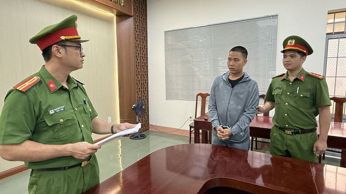 Bắt tài xế gây tai nạn khiến nữ sinh lớp 9 tử vong ở Đắk Lắk - Ảnh 1. Bắt tài xế gây tai nạn khiến nữ sinh lớp 9 tử vong ở Đắk Lắk - Ảnh 1.
