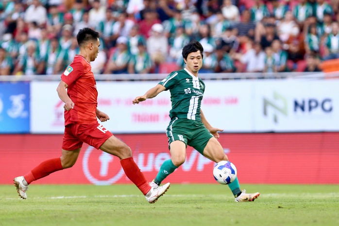 C&ocirc;ng Phượng ấn định chiến thắng 3-0, Đồng Nai v&ocirc; địch Hạng nhất sớm một v&ograve;ng - Ảnh 1.