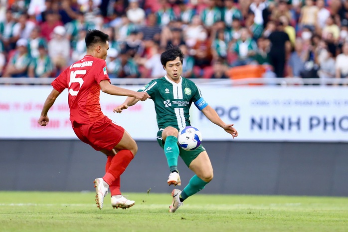 B&oacute;ng đ&aacute; Đồng Nai trở lại V-League sau 11 năm chờ đợi - Ảnh 1.
