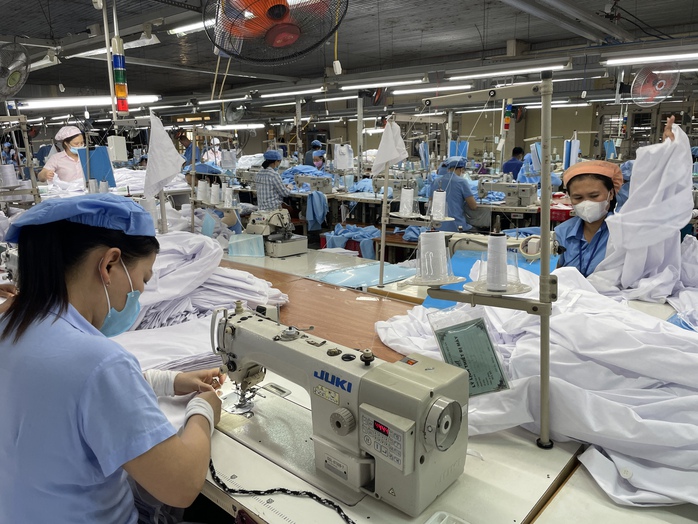 Gi&aacute;n đoạn BHXH tự nguyện, c&oacute; được đ&oacute;ng b&ugrave; để hưởng lương hưu? - Ảnh 1.