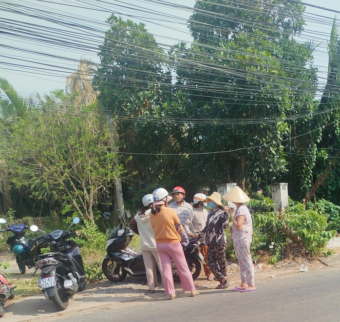 Vụ thảm &aacute;n ở T&acirc;y Ninh: Thi thể 2 nạn nh&acirc;n được đưa về C&agrave; Mau - Ảnh 3.