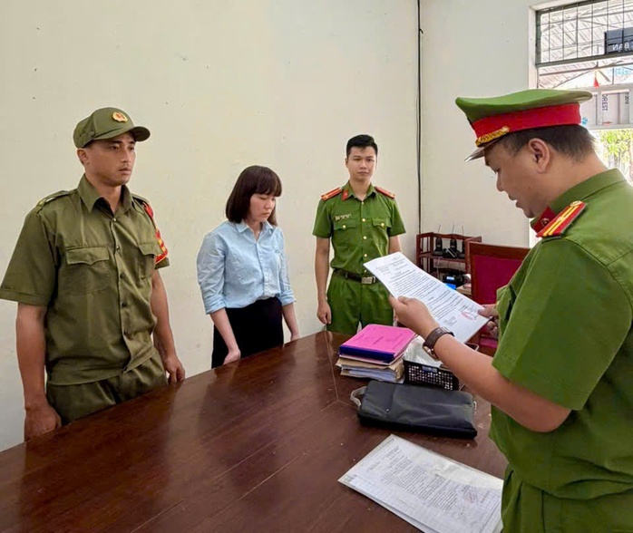 C&ocirc; g&aacute;i 30 tuổi chiếm đoạt tiền tỉ đ&atilde; ra đầu th&uacute; - Ảnh 1.