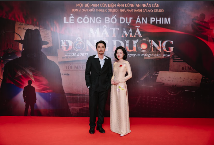 "Mật m&atilde; Đ&ocirc;ng Dương": đề t&agrave;i t&igrave;nh b&aacute;o t&aacute;i xuất m&agrave;n ảnh rộng sau 40 năm - Ảnh 2.