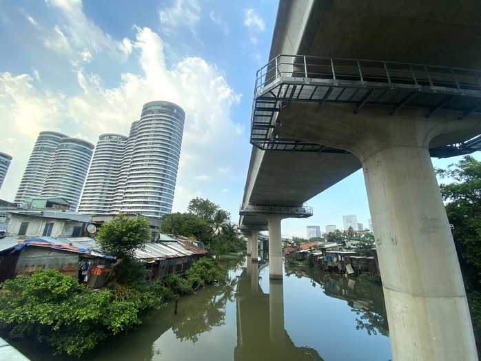 TPHCM: T&aacute;i định cư cho dự &aacute;n cải tạo rạch Văn Th&aacute;nh - Ảnh 2.