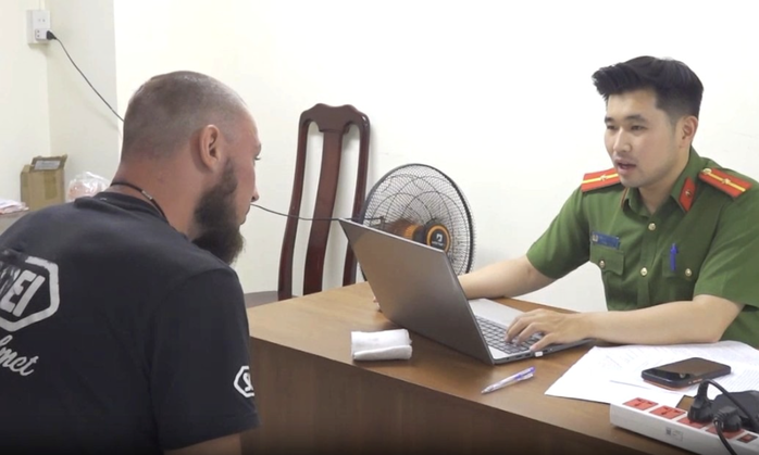 DU KH&Aacute;CH NƯỚC NGO&Agrave;I THU&Ecirc; XE M&Aacute;Y TỰ L&Aacute;I: Tiềm ẩn kh&ocirc;ng &iacute;t rủi ro - Ảnh 1.