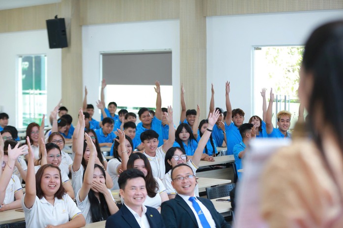 Trường ĐH Lạc Hồng xếp hạng 2 to&agrave;n cầu về chỉ số văn h&oacute;a v&agrave; hệ sinh th&aacute;i doanh nghiệp - Ảnh 3.