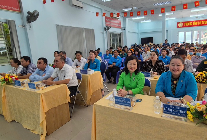 Chăm lo thực chất cho đo&agrave;n vi&ecirc;n, người lao động - Ảnh 1.