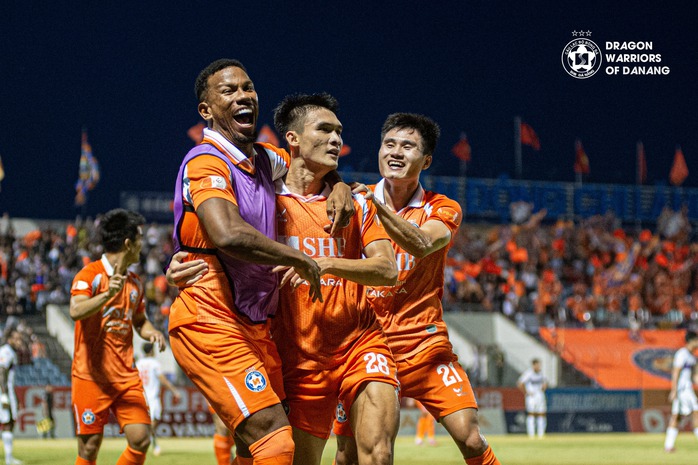V-League: Quế Ngọc Hải nổi bật, CLB Đ&agrave; Nẵng thắng đẹp Becamex TP HCM - Ảnh 3.