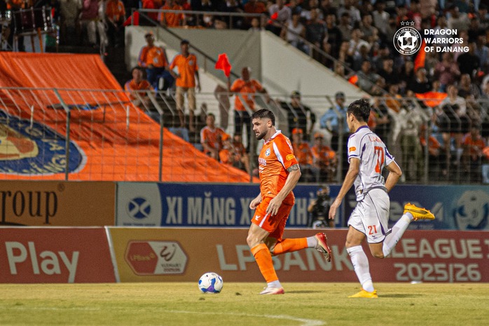 V-League: Quế Ngọc Hải nổi bật, CLB Đ&agrave; Nẵng thắng đẹp Becamex TP HCM - Ảnh 1.