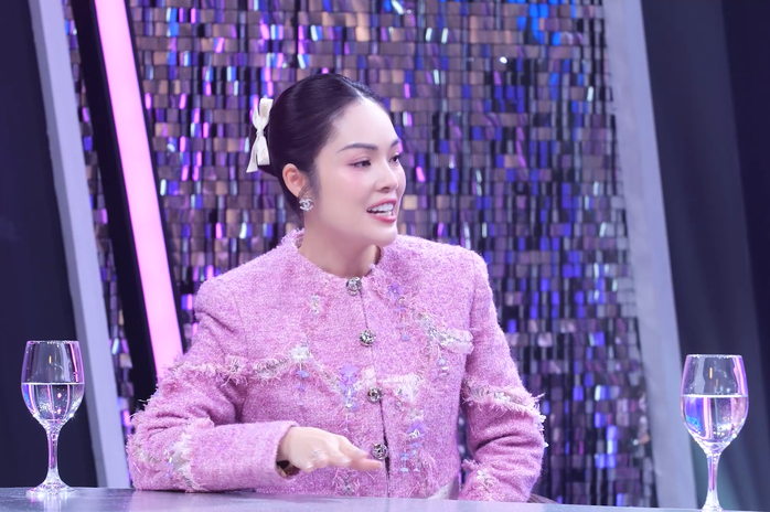 Diễn vi&ecirc;n Dương Cẩm Lynh: "Gia đ&igrave;nh l&agrave; nơi b&igrave;nh y&ecirc;n nhất!" - Ảnh 1.