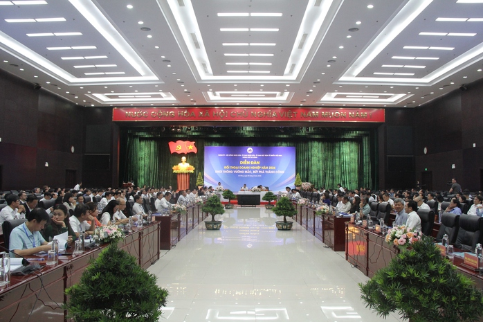 Chủ tịch Đ&agrave; Nẵng cam kết hỗ trợ doanh nghiệp: N&oacute;i l&agrave; l&agrave;m , l&agrave;m l&agrave; c&oacute; kết quả - Ảnh 3.