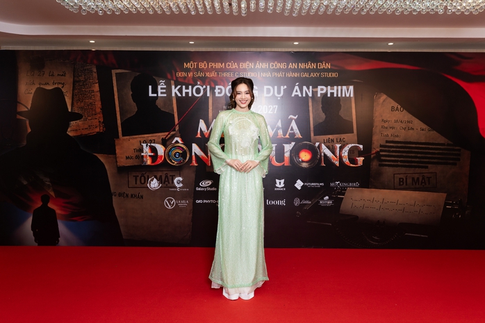 Quang Tuấn c&ocirc;ng bố "t&igrave;m hiểu" Ninh Dương Lan Ngọc, "ngọc nữ" bối rối xin lỗi - Ảnh 2.