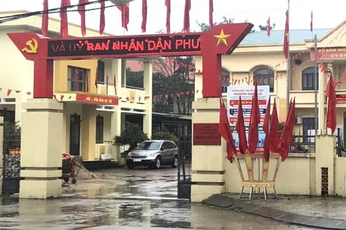Ng&acirc;m hồ sơ k&eacute;o d&agrave;i, một phường ở Quảng Ng&atilde;i bị ph&ecirc; b&igrave;nh - Ảnh 1.