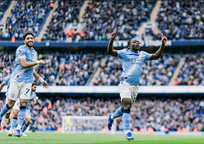 Đại thắng Brentford, Man City tiếp tục g&acirc;y sức &eacute;p l&ecirc;n Arsenal - Ảnh 3.