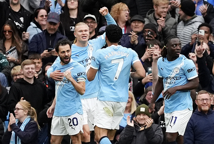 Đại thắng Brentford, Man City tiếp tục g&acirc;y sức &eacute;p l&ecirc;n Arsenal - Ảnh 6.