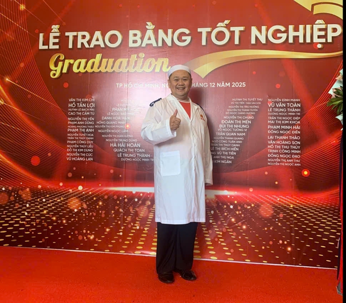 Diễn vi&ecirc;n Minh B&eacute;o tốt nghiệp y sĩ, tiếp tục học l&ecirc;n b&aacute;c sĩ, tiến sĩ - Ảnh 1.