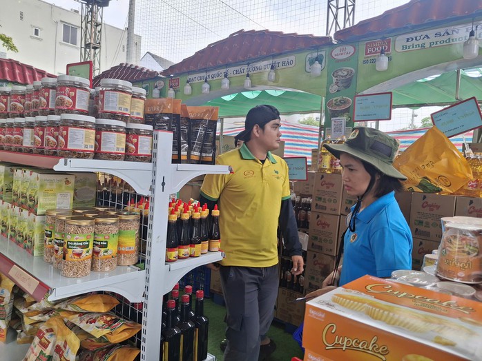 Nữ c&ocirc;ng nh&acirc;n lần đầu ti&ecirc;n được tầm so&aacute;t ung thư cổ tử cung bằng AI - Ảnh 4.