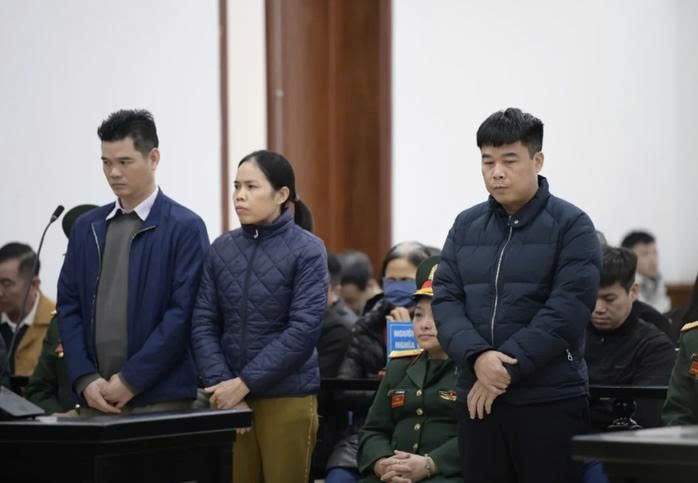 Những vụ &aacute;n nổi cộm trong tuần: Cựu thứ trưởng Nguyễn B&aacute; Hoan bị c&aacute;o buộc nhận hối lộ h&agrave;ng chục tỉ đ - Ảnh 7.