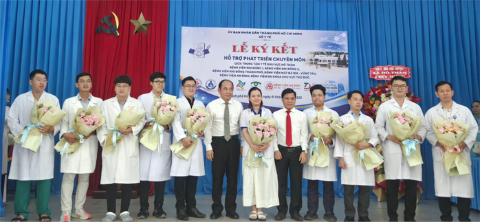 Du kh&aacute;ch đến Hồ Tr&agrave;m th&ecirc;m an t&acirc;m về dịch vụ y tế - Ảnh 1.