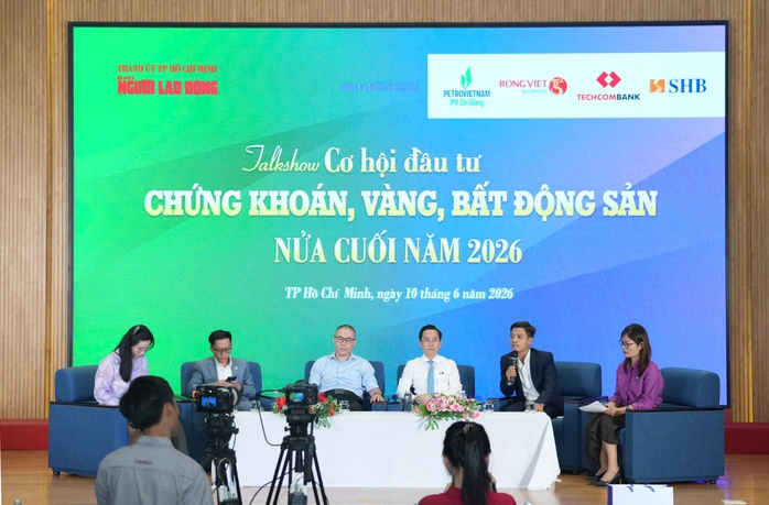 Ki&ecirc;n nhẫn với v&agrave;ng, chứng kho&aacute;n nửa cuối năm - Ảnh 1.