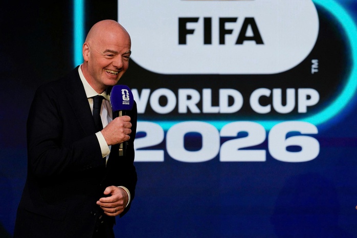 FIFA tiếp tục bị điều tra về quy tr&igrave;nh b&aacute;n v&eacute; &ldquo;thiếu minh bạch&rdquo; - Ảnh 1.