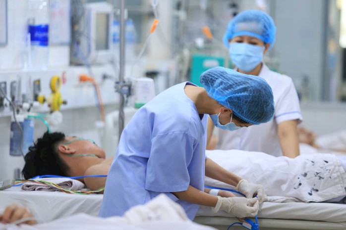 Hơn 50.000 ca sốt xuất huyết trong 5 th&aacute;ng, dịch diễn biến kh&oacute; lường - Ảnh 2.