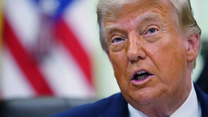 Ông Donald Trump đòi "chiếm" đảo Kharg, Iran tuyên bố: "Chính Mỹ mới phải đầu hàng" - Ảnh 1. Ông Donald Trump đòi "chiếm" đảo Kharg, Iran tuyên bố: "Chính Mỹ mới phải đầu hàng" - Ảnh 1.