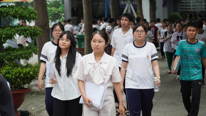 Thi tốt nghiệp THPT 2026: Đề toán phân loại tốt, sẽ ít điểm 9-10 - Ảnh 2.