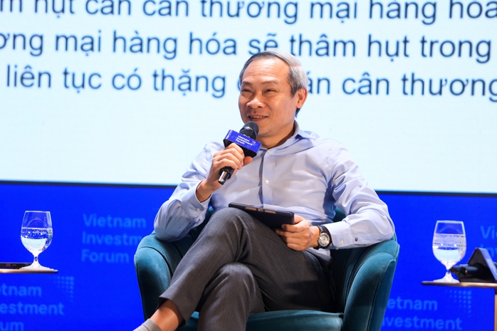 Phan Đức Hiếu cảnh báo tín hiệu nhập siêu khủng ảnh hưởng Kinh tế Việt Nam 2026 - Ảnh 1. Phan Đức Hiếu cảnh báo tín hiệu nhập siêu khủng ảnh hưởng Kinh tế Việt Nam 2026 - Ảnh 1.