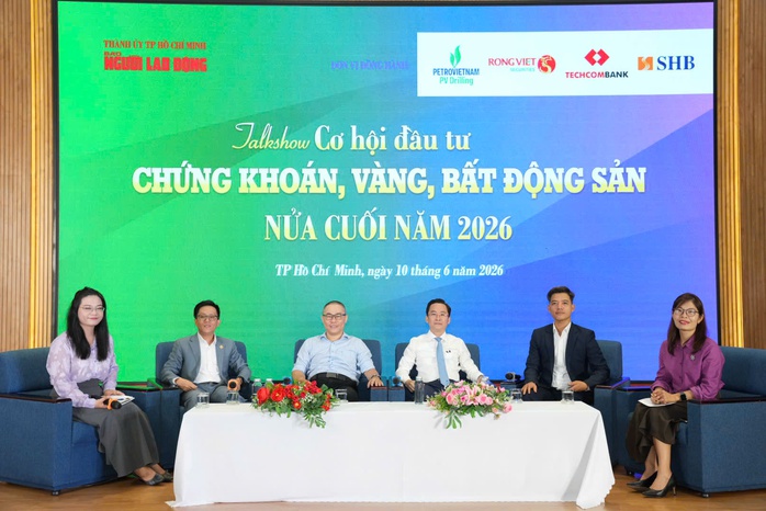 Gi&aacute; v&agrave;ng giảm sốc 2026: Cắt lỗ hay mua th&ecirc;m để tối ưu h&oacute;a đầu tư? - Ảnh 3.