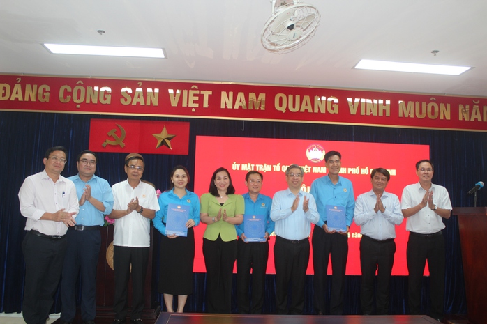 Bước ph&aacute;t triển mới trong c&ocirc;ng t&aacute;c chăm lo, đại diện, bảo vệ người lao động  - Ảnh 1.