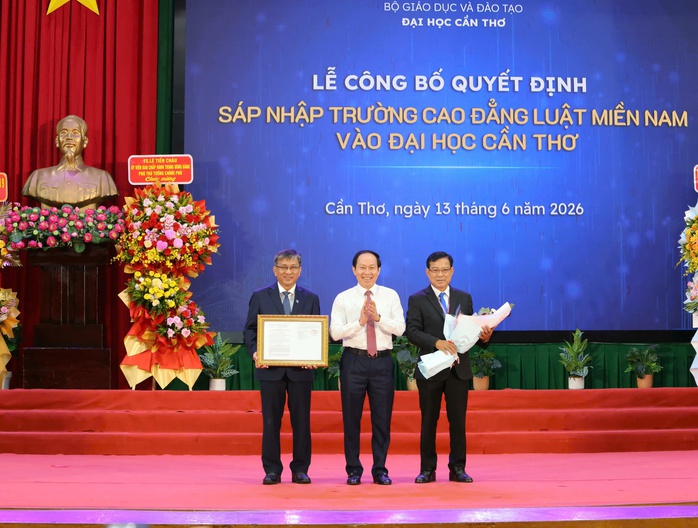 S&aacute;p nhập Trường Cao đẳng Luật miền Nam v&agrave;o Đại học Cần Thơ - Ảnh 2.