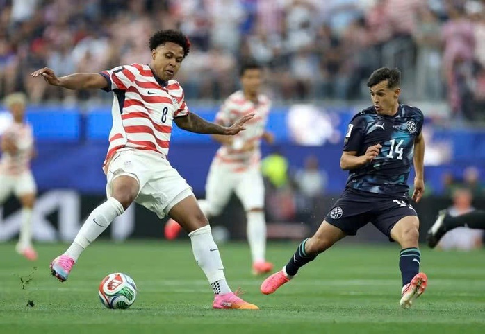 Mỹ 4-1 Paraguay: Chủ nh&agrave; kh&ocirc;ng chỉ mở hội - Ảnh 1.