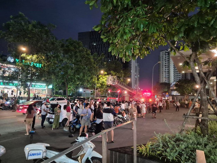 Đang điều tra hai vụ cháy tại TPHCM ngày 13 - 6 không gây thương vong - Ảnh 2. Đang điều tra hai vụ cháy tại TPHCM ngày 13 - 6 không gây thương vong - Ảnh 2.