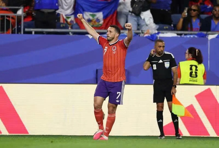 Scotland thắng trận đầu tiên tại World Cup sau 36 năm - Ảnh 1.