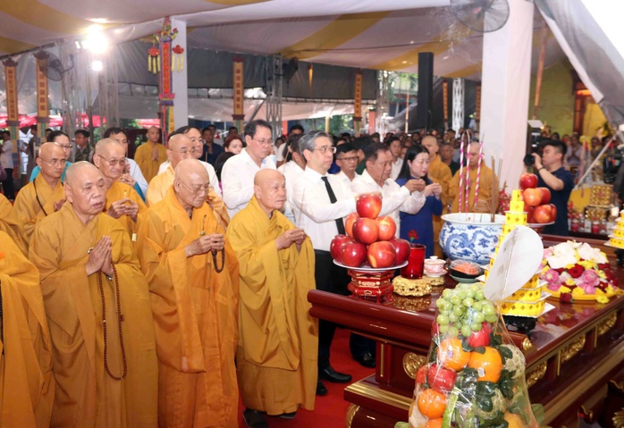 Tưởng niệm liệt sĩ Chiến dịch Mậu Thân 1968 tại TP HCM - Ảnh 1. Tưởng niệm liệt sĩ Chiến dịch Mậu Thân 1968 tại TP HCM - Ảnh 1.