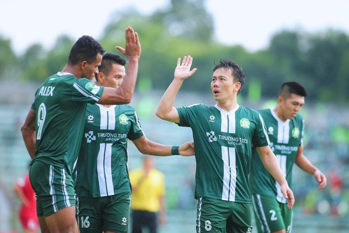 V-League và những gam màu đối lập (*): Nhân tố tạo sức hút - Ảnh 1. V-League và những gam màu đối lập (*): Nhân tố tạo sức hút - Ảnh 1.