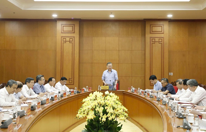 Xây dựng công tác tư tưởng của Đảng hiện đại, chuyên nghiệp - Ảnh 1.