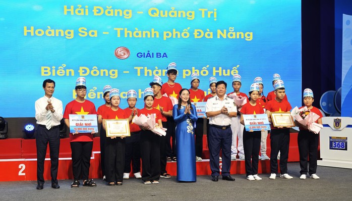 Cuộc thi Em yêu biển , đảo quê hương năm 2026 lan tỏa tình yêu biển đảo cho học sinh - Ảnh 3. Cuộc thi Em yêu biển , đảo quê hương năm 2026 lan tỏa tình yêu biển đảo cho học sinh - Ảnh 3.