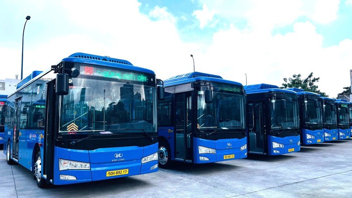 TPHCM đưa xe buýt điện vào tuyến 41 và 57 - Ảnh 1.